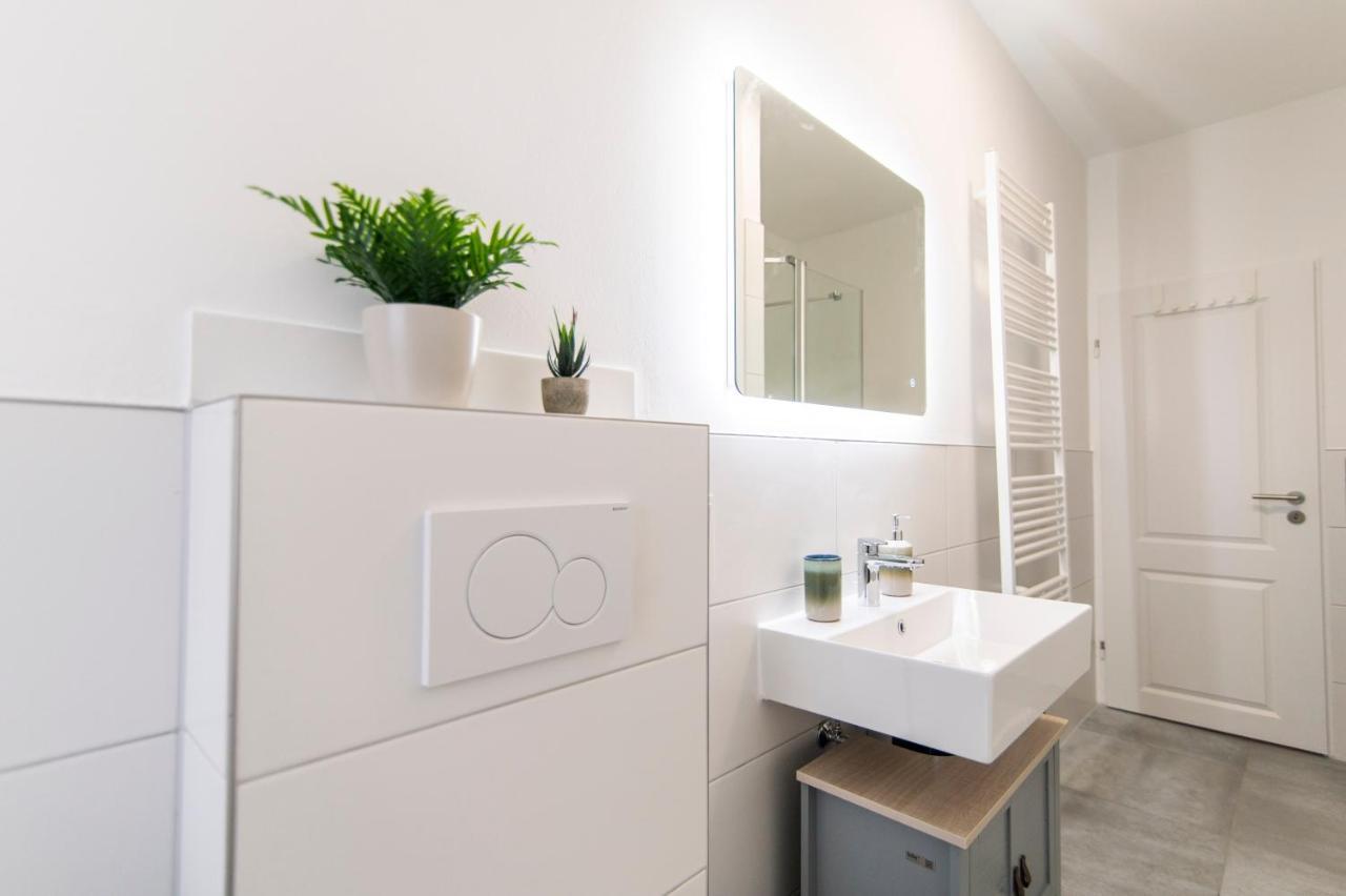 Peter Apartments - Wohnung 90Qm, 3 Schlafzimmer, Kueche, Wohnzimmer, Balkon, Netflix 풀다 외부 사진