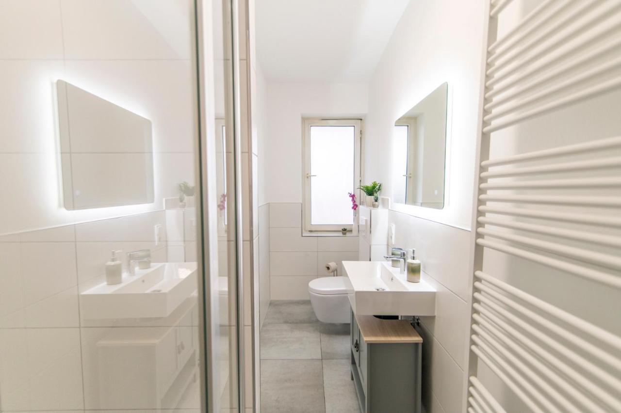 Peter Apartments - Wohnung 90Qm, 3 Schlafzimmer, Kueche, Wohnzimmer, Balkon, Netflix 풀다 외부 사진